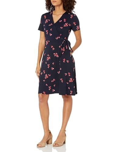 Amazon Essentials Damen Kurzärmliges Kleid mit Wickeloptik, Marineblau Rot Blumen, L Öko